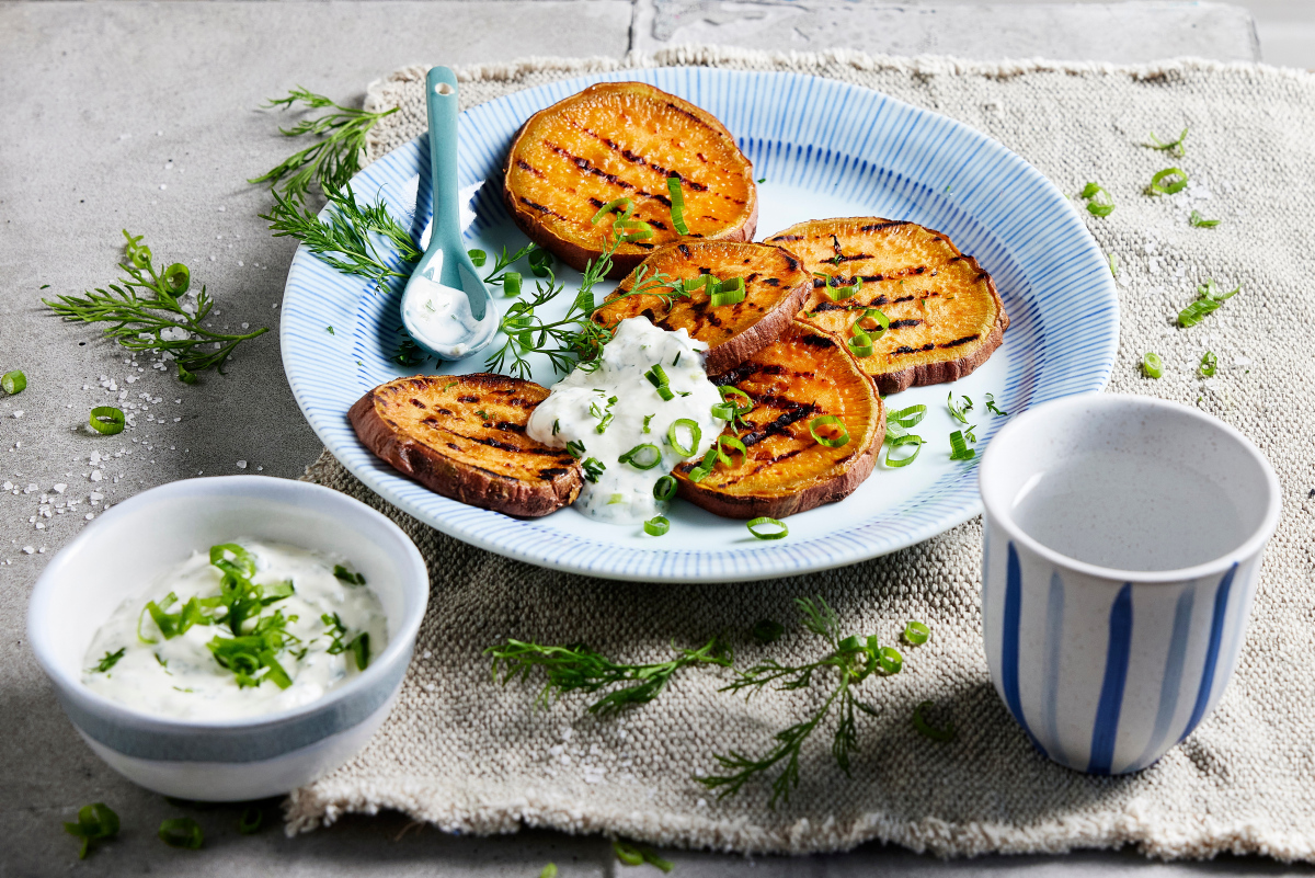 Rezept für gegrillte Süßkartoffeln mit Dip