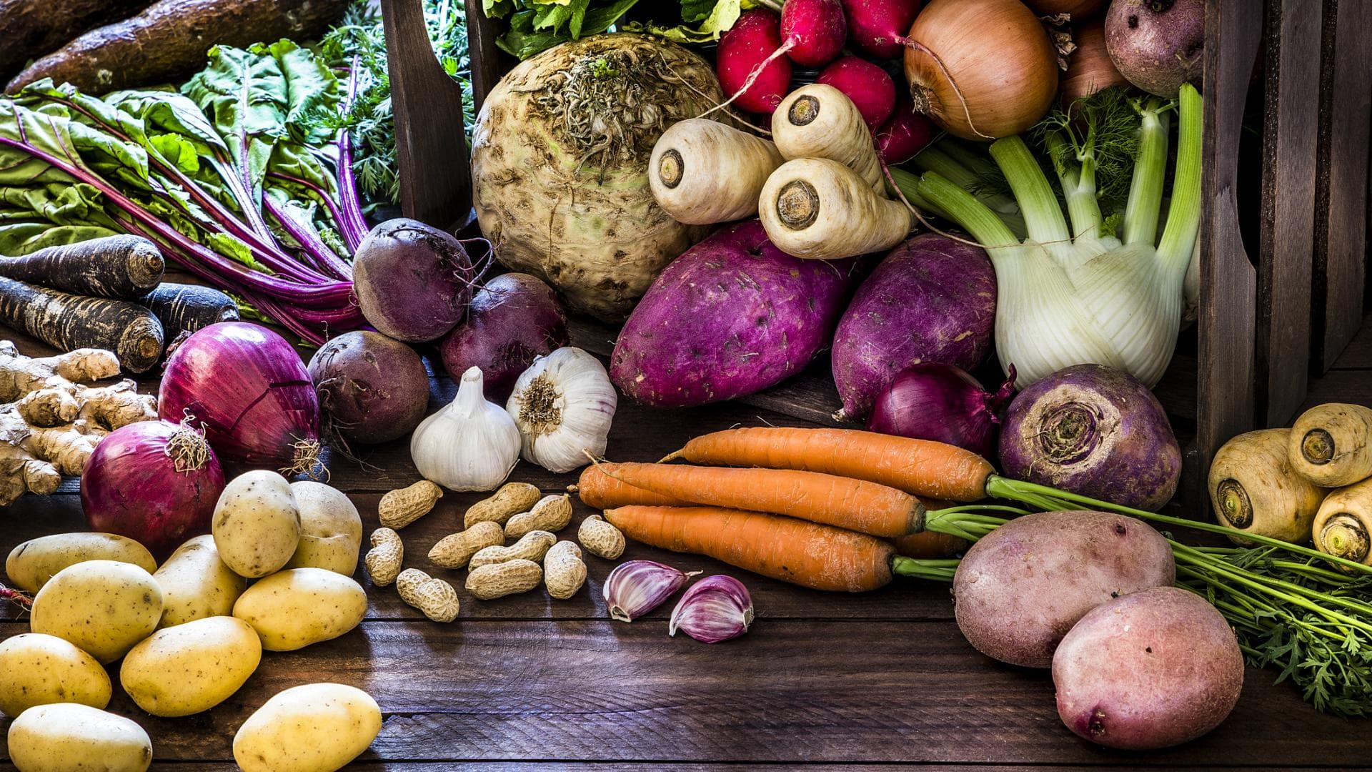 Die DASH-Diät basiert auf einer ausgewogenen Ernährung mit viel Obst, Gemüse und Vollkornprodukten.