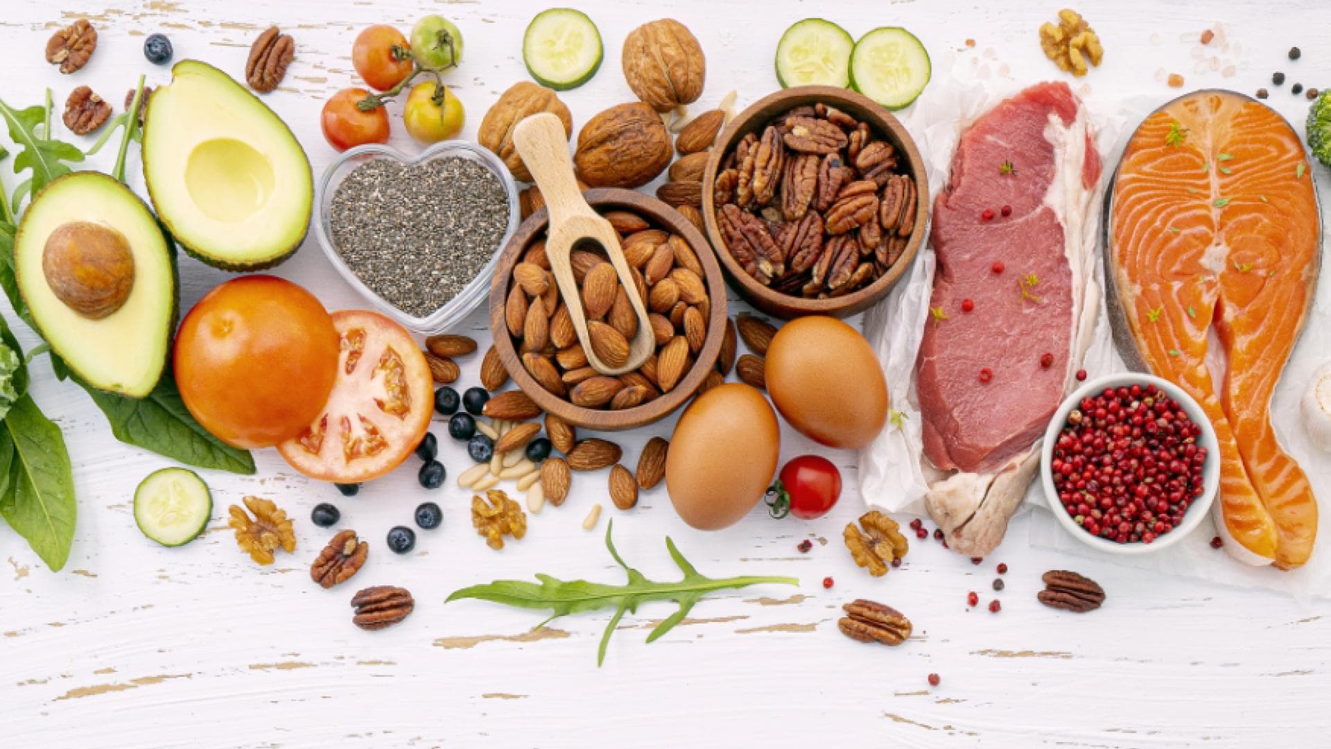 Low Carb heißt übersetzt so viel wie: wenig Kohlenhydrate. Fettreiche Lebensmittel der ketogenen Diät