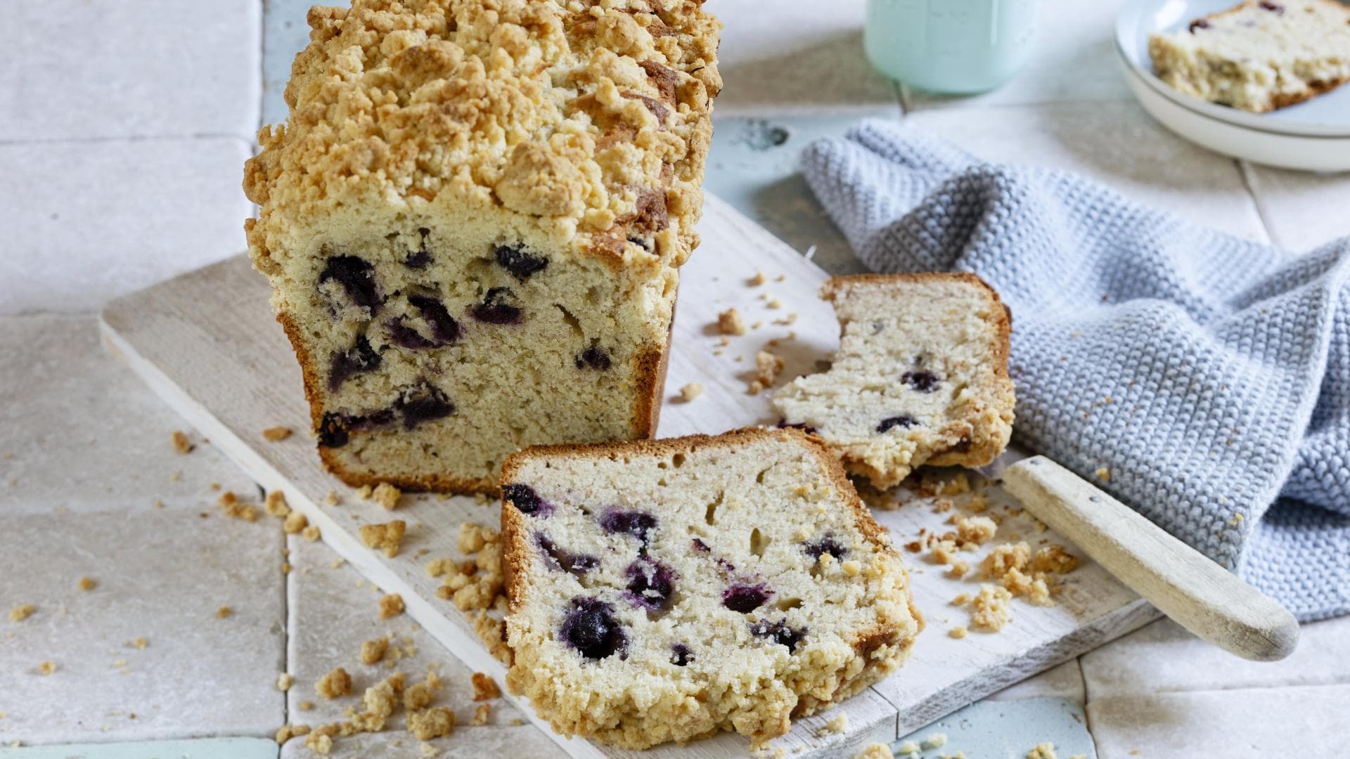 Bananenbrot mit Heidelbeeren und Streuseln Bananenbrot mit Heidelbeeren und Streuseln