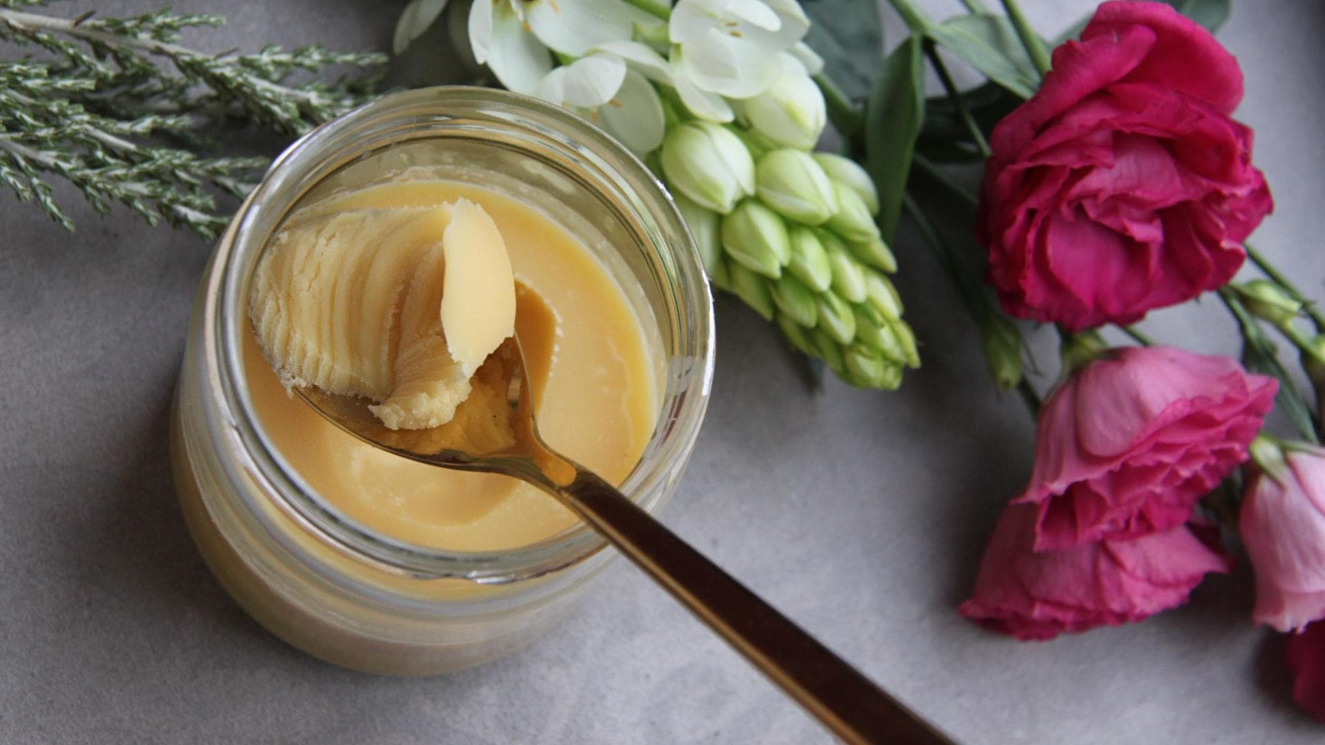 Ghee im Glas