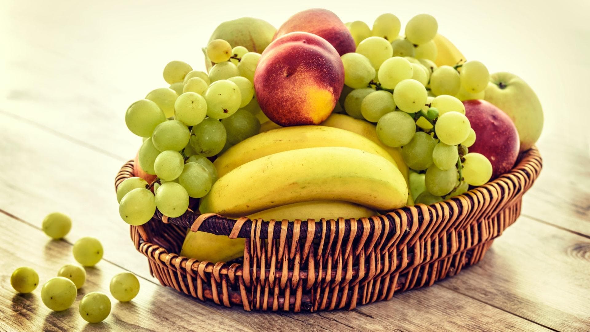 Um mit Obst abzunehmen, ist es wichtig, es in Maßen zu genießen.