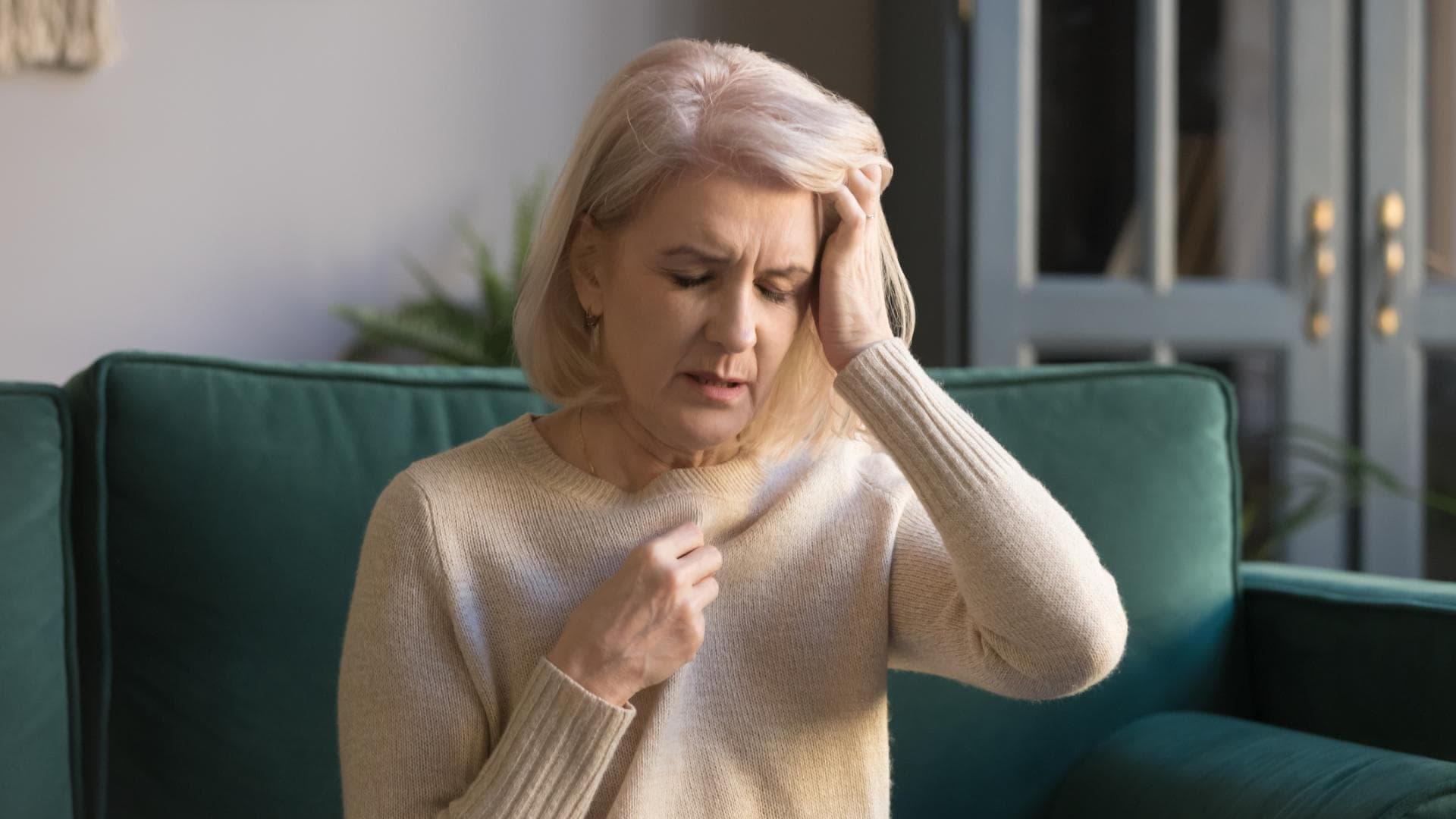 Frau hat Schwindel Frau hat Schwindel
