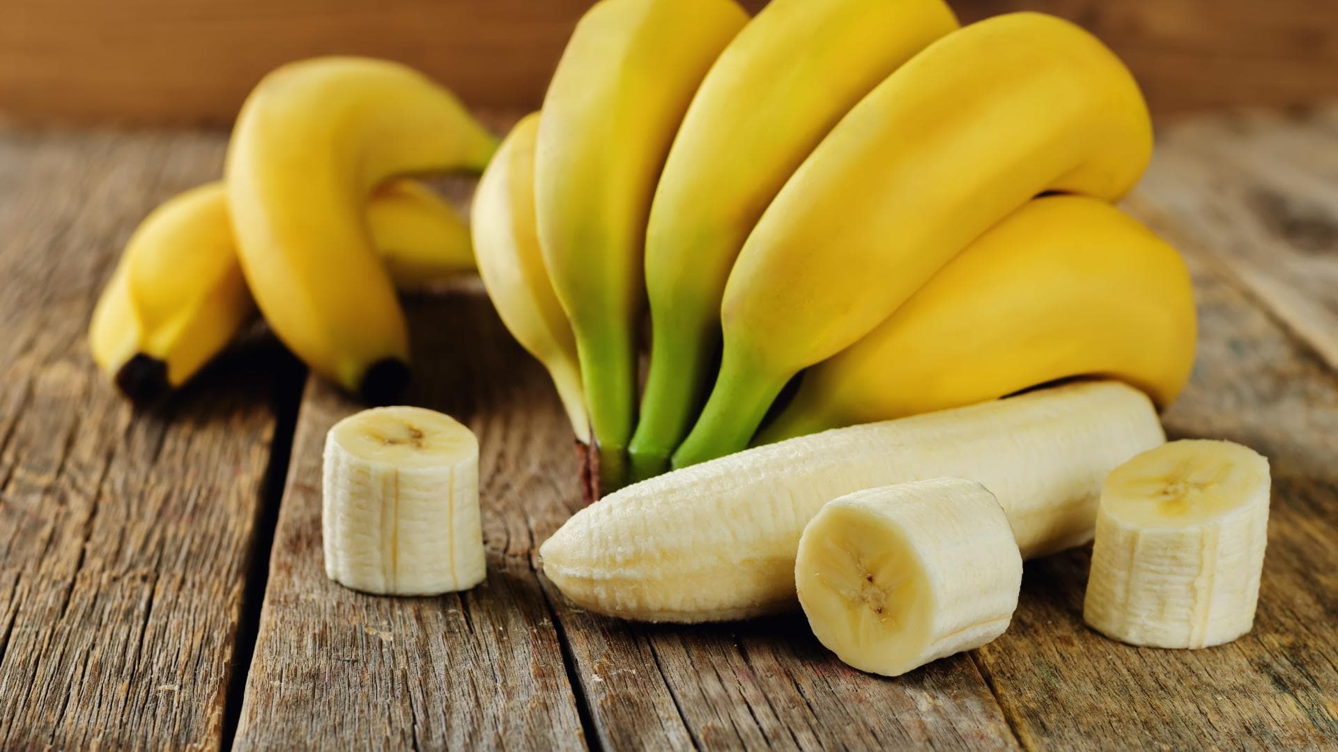 Obstsorten mit einem hohen Fruchtzuckergehalt wie Bananen sind weniger gut geeignet zum Abnehmen.