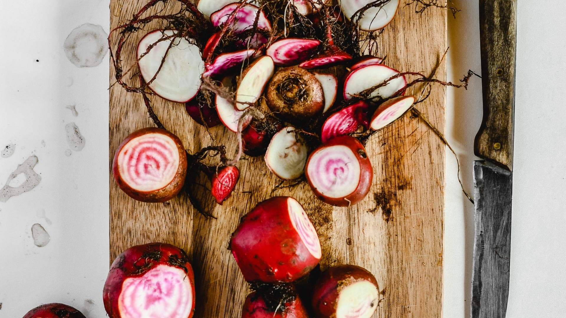kleine Rote Beeten geschnitten