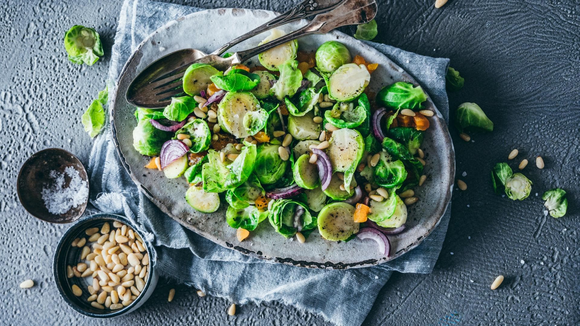 Rosenkohlsalat