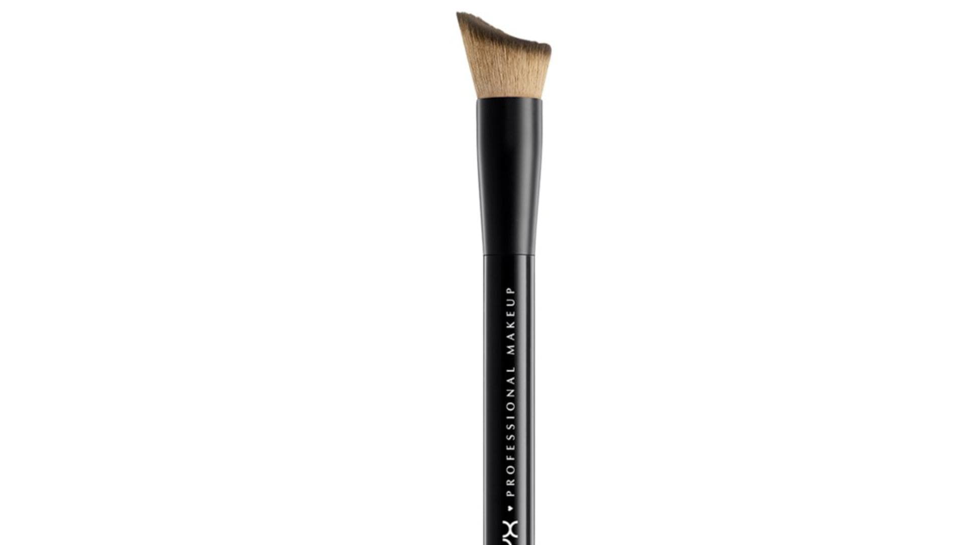 Total Control Pro Drop Foundation Brush von NYX Professional Makeup