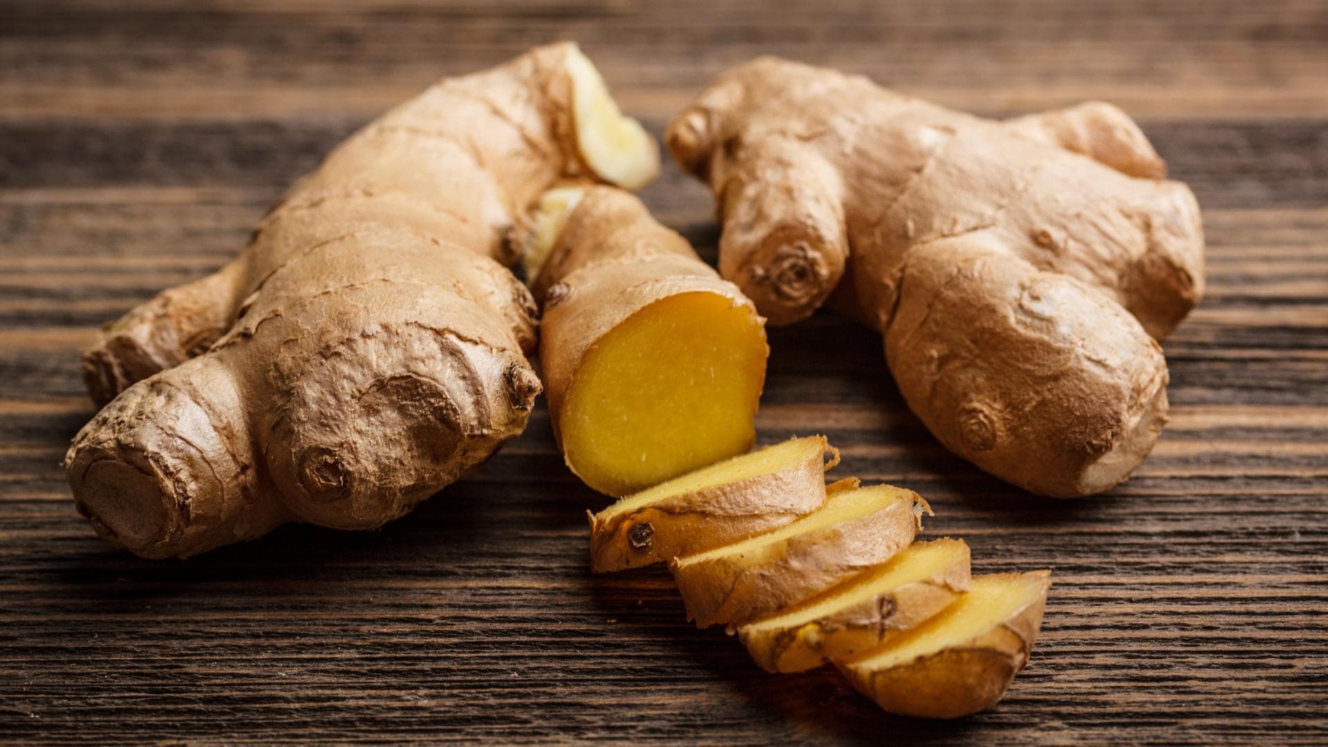 Die im Ingwer enthaltenen Gingerole kurbeln den Stoffwechsel an.