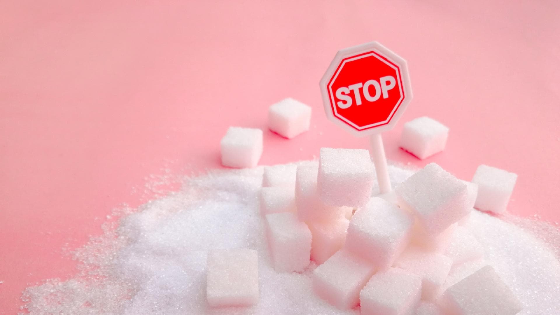 Zuckerwürfel mit Stop-Schild