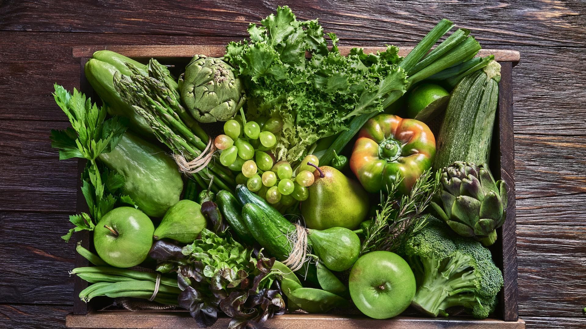 Grünes Obst und Gemüse