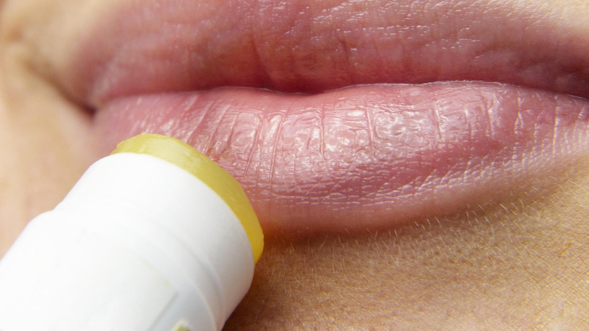 Lippen mit Stift Lippen mit Stift