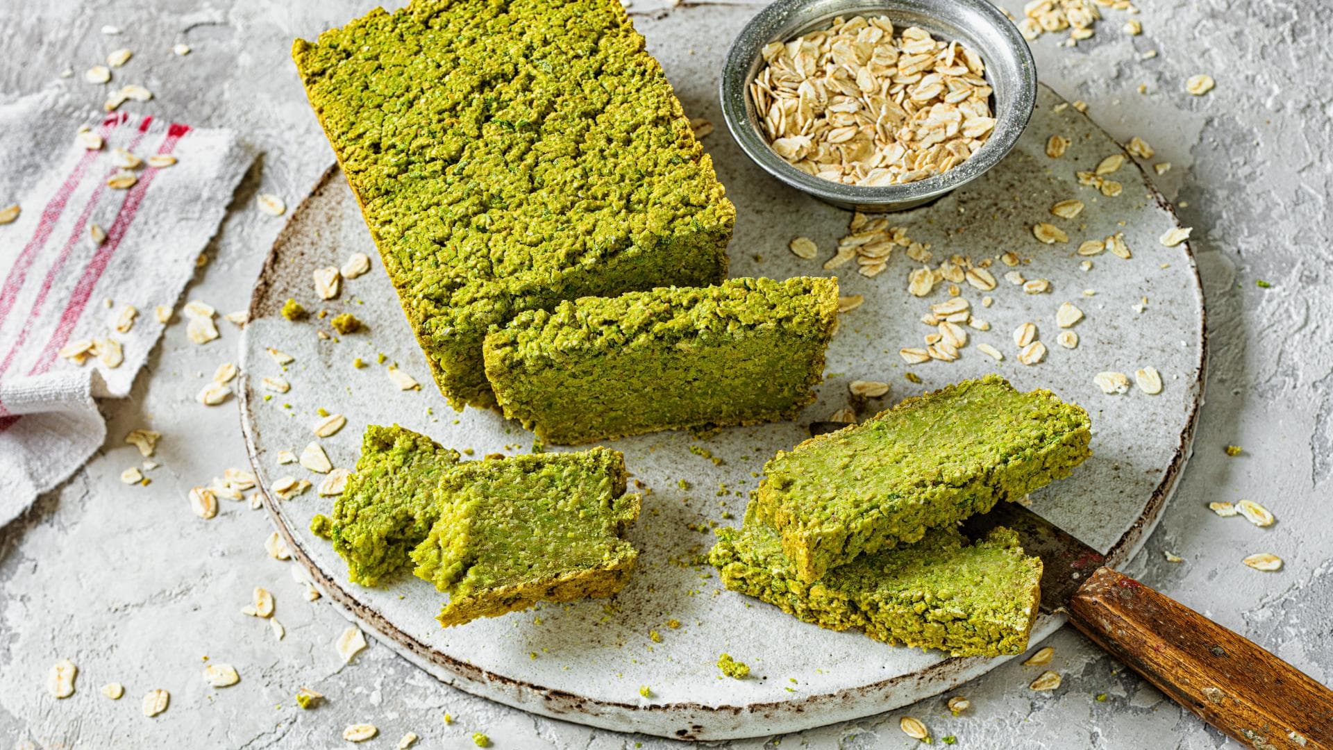 Erbsenbrot mit Haferflocken