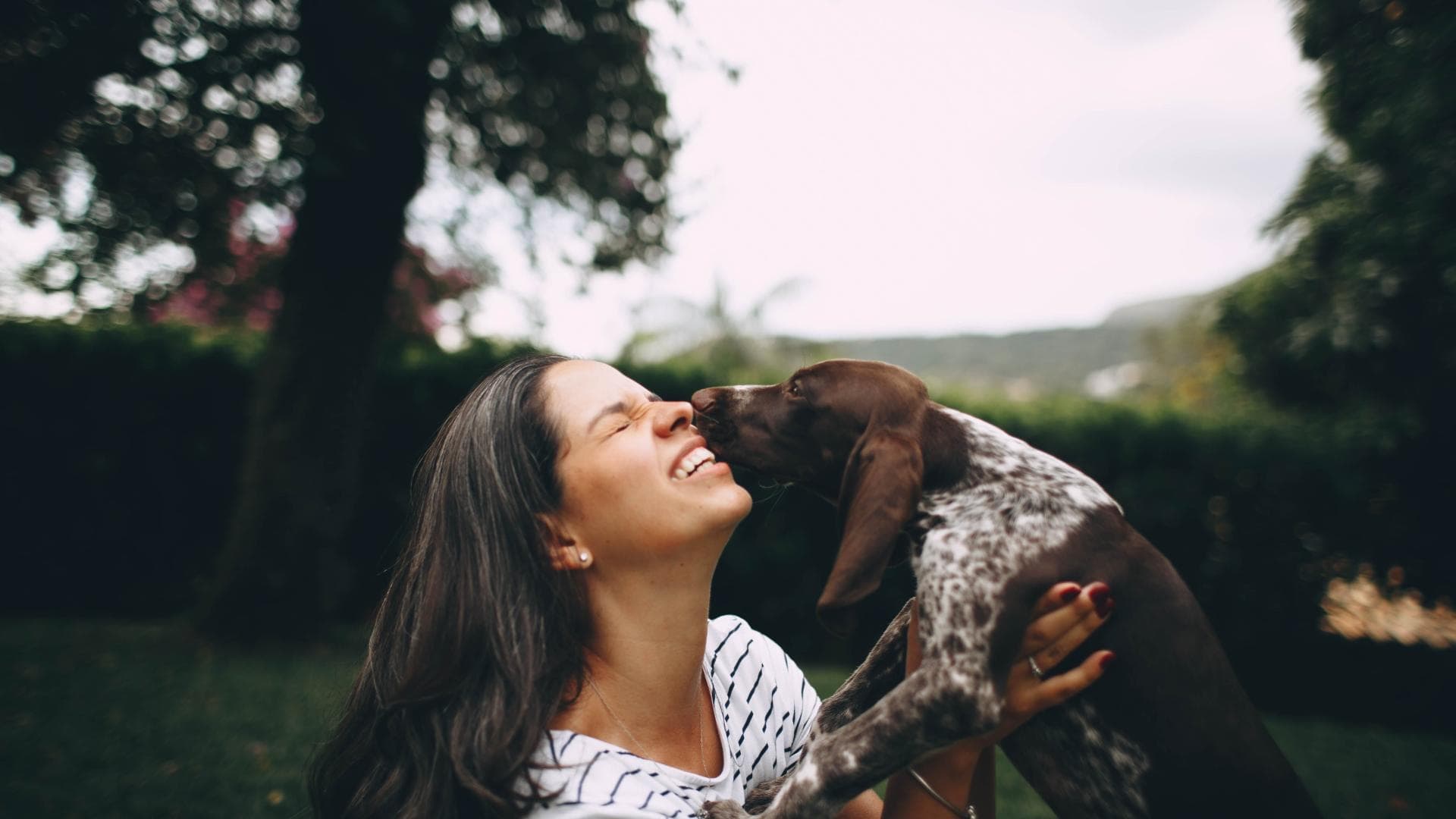 Frau mit Hund Frau mit Hund