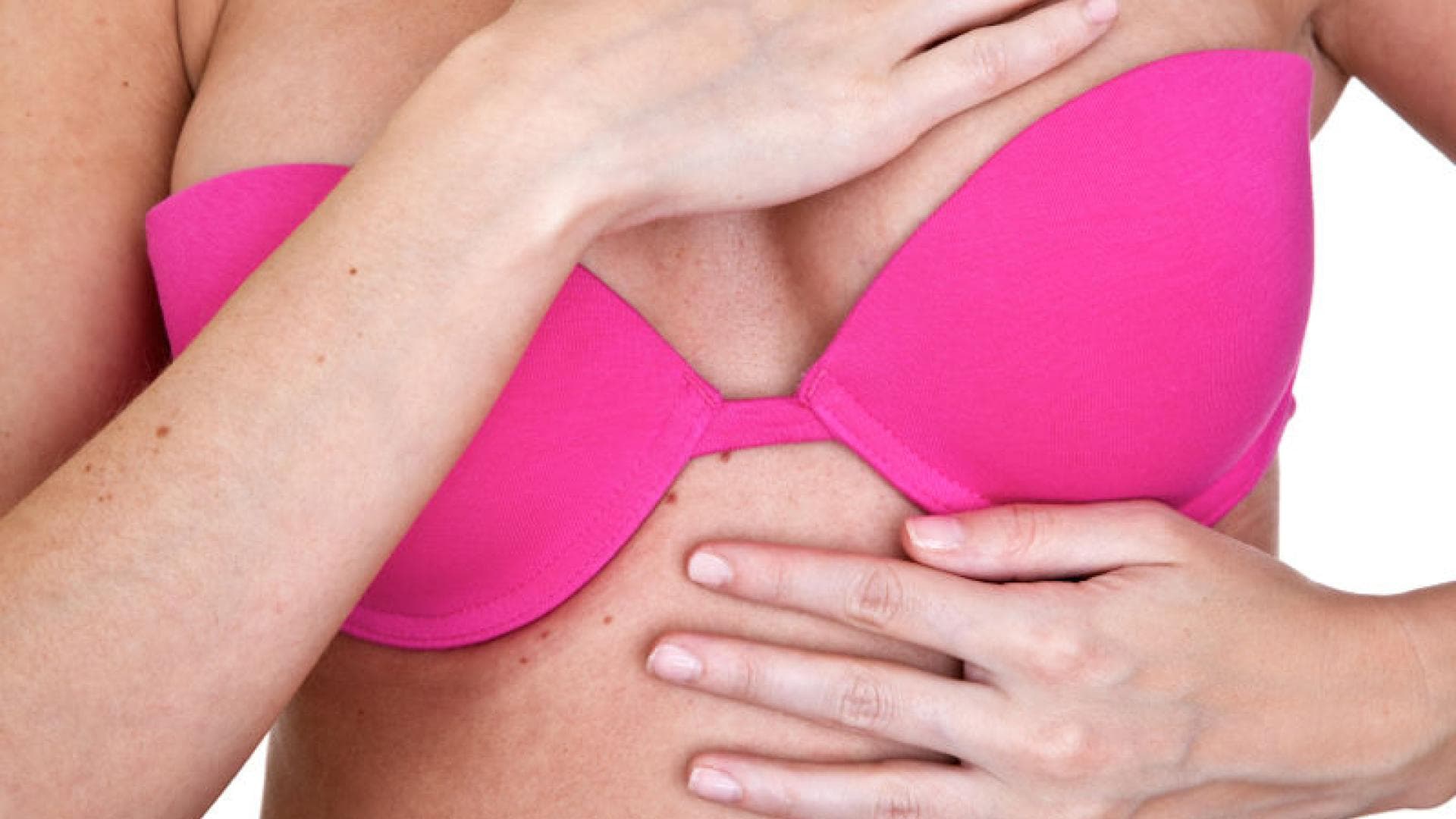 Frauen sollten ihre Brüste regelmäßig selbst abtasten. Frauen sollten ihre Brüste regelmäßig selbst abtasten.