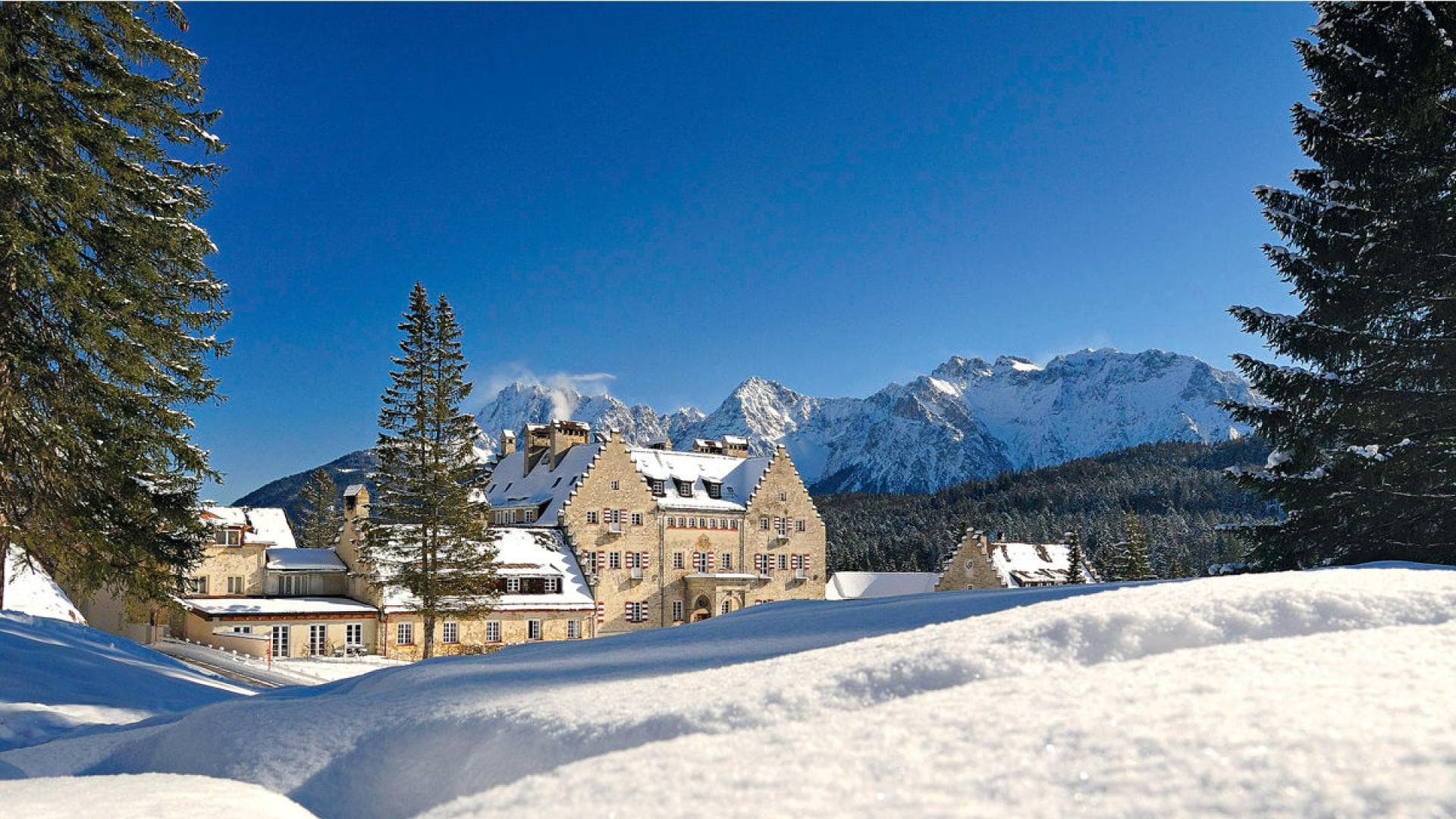 Hotel im Winter