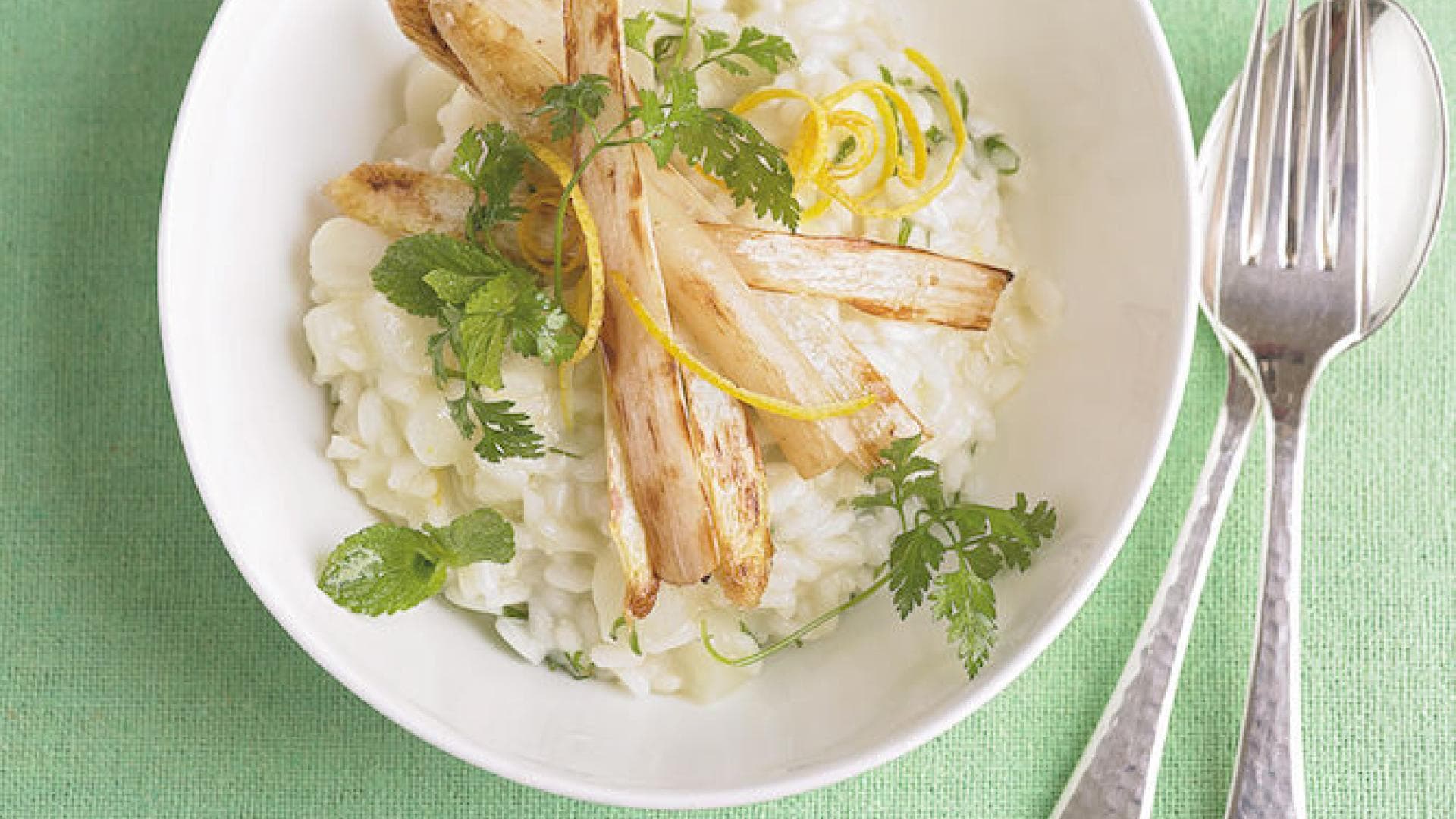 Rezept Spargel-Risotto mit Kräuterslat