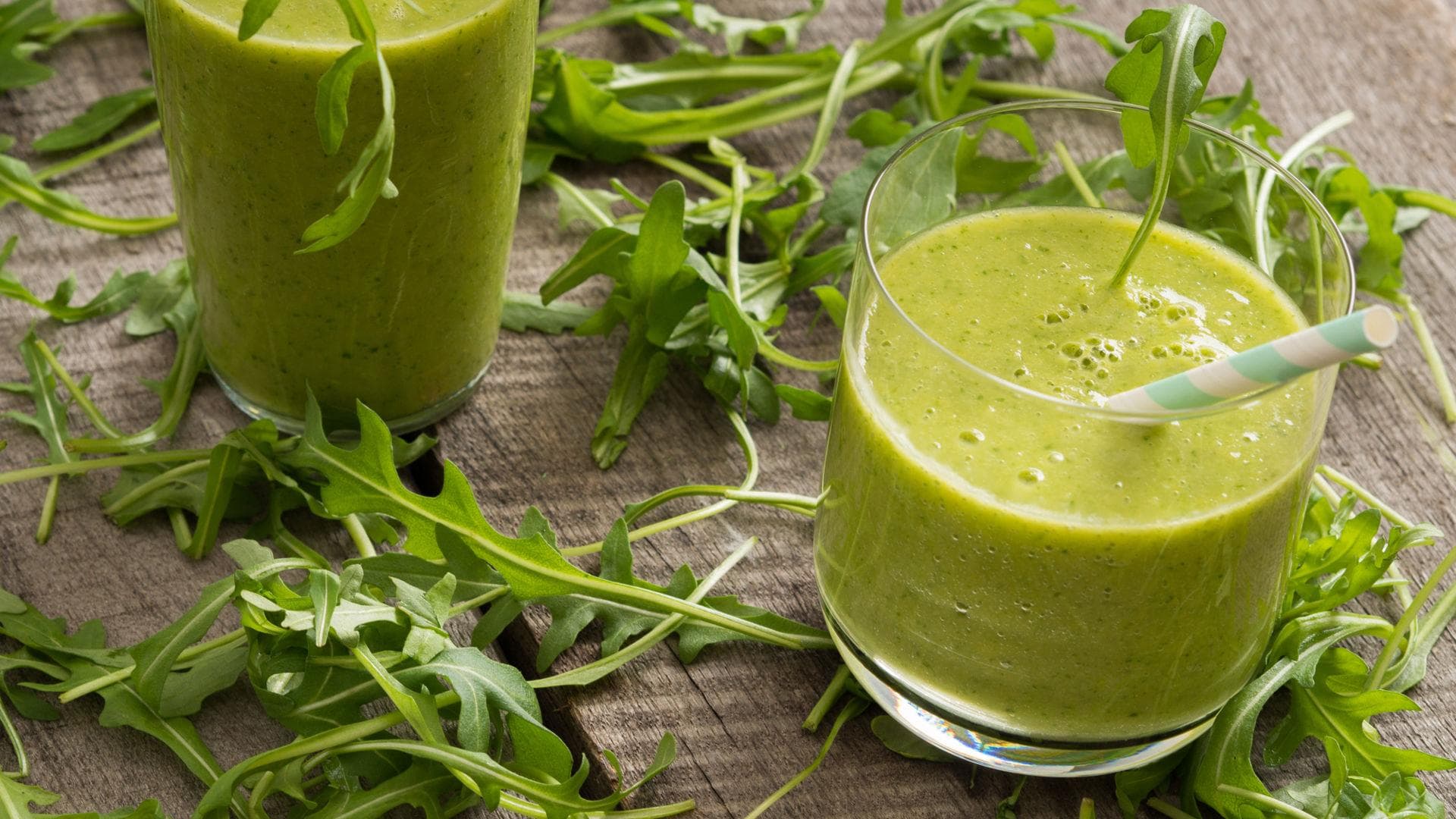 Grüner Rucola-Ingwer-Smoothie