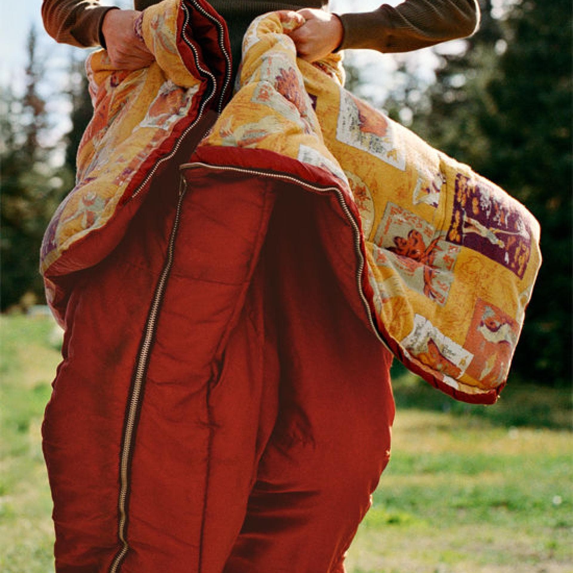 Frau im Schlafsack Frau im Schlafsack