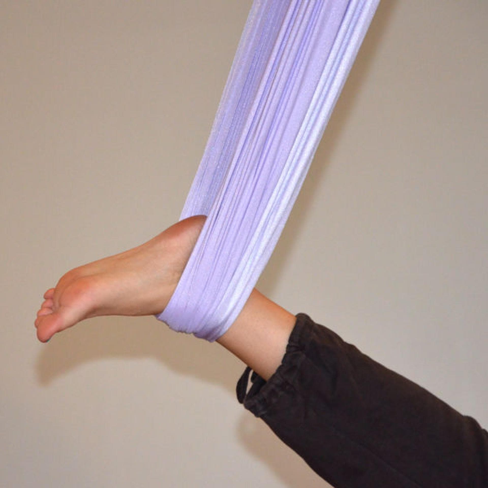 Anti-Gravity Yoga Übung