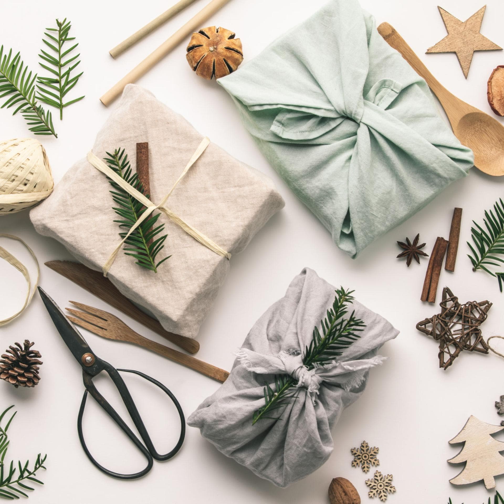 Geschenkpapier-aus-Stoff Stoff eignet sich wunderbar als Ersatz für Geschenkpapier