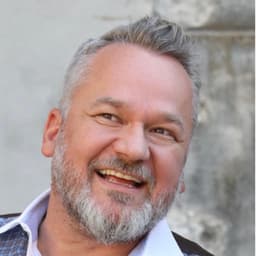 Profile picture for user Christian Weiß