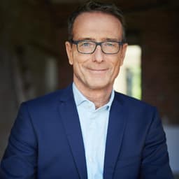 Autorenprofil von Dr. Matthias Riedl