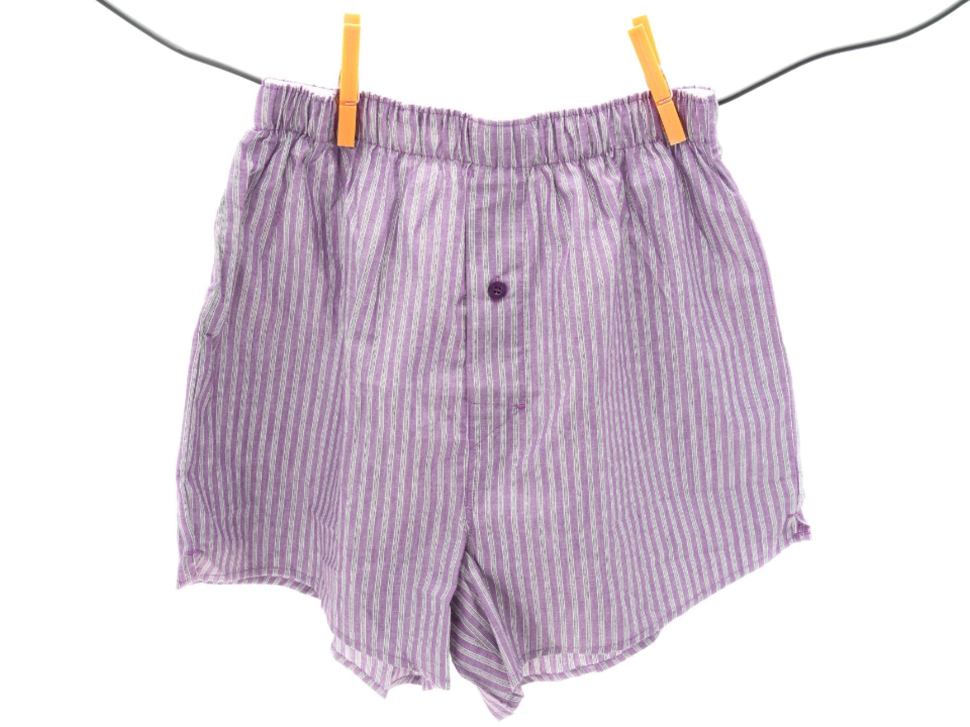 Boxershort auf einer Wäscheleine