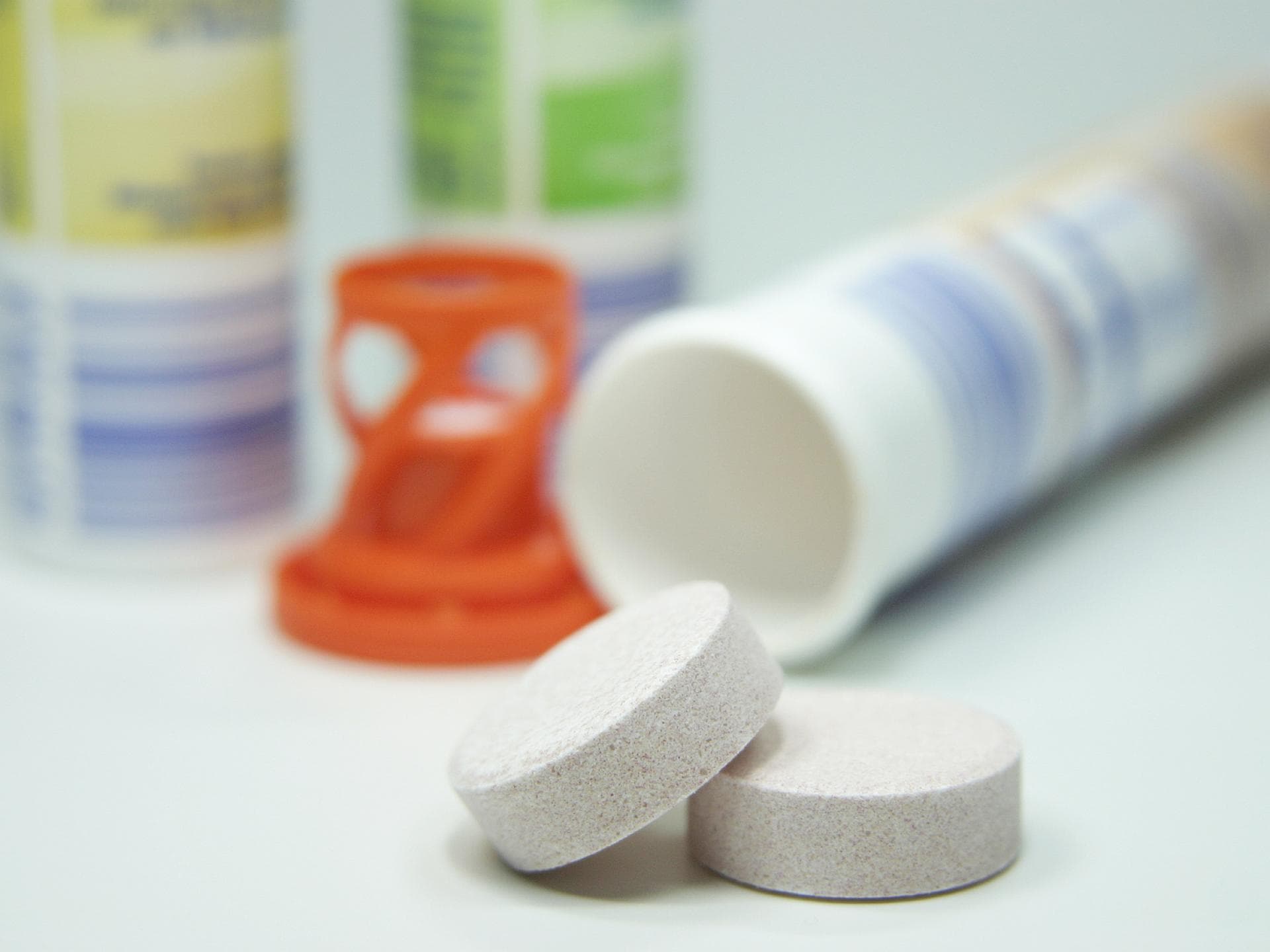 Vitamin-Brausetabletten mit Verpackung
