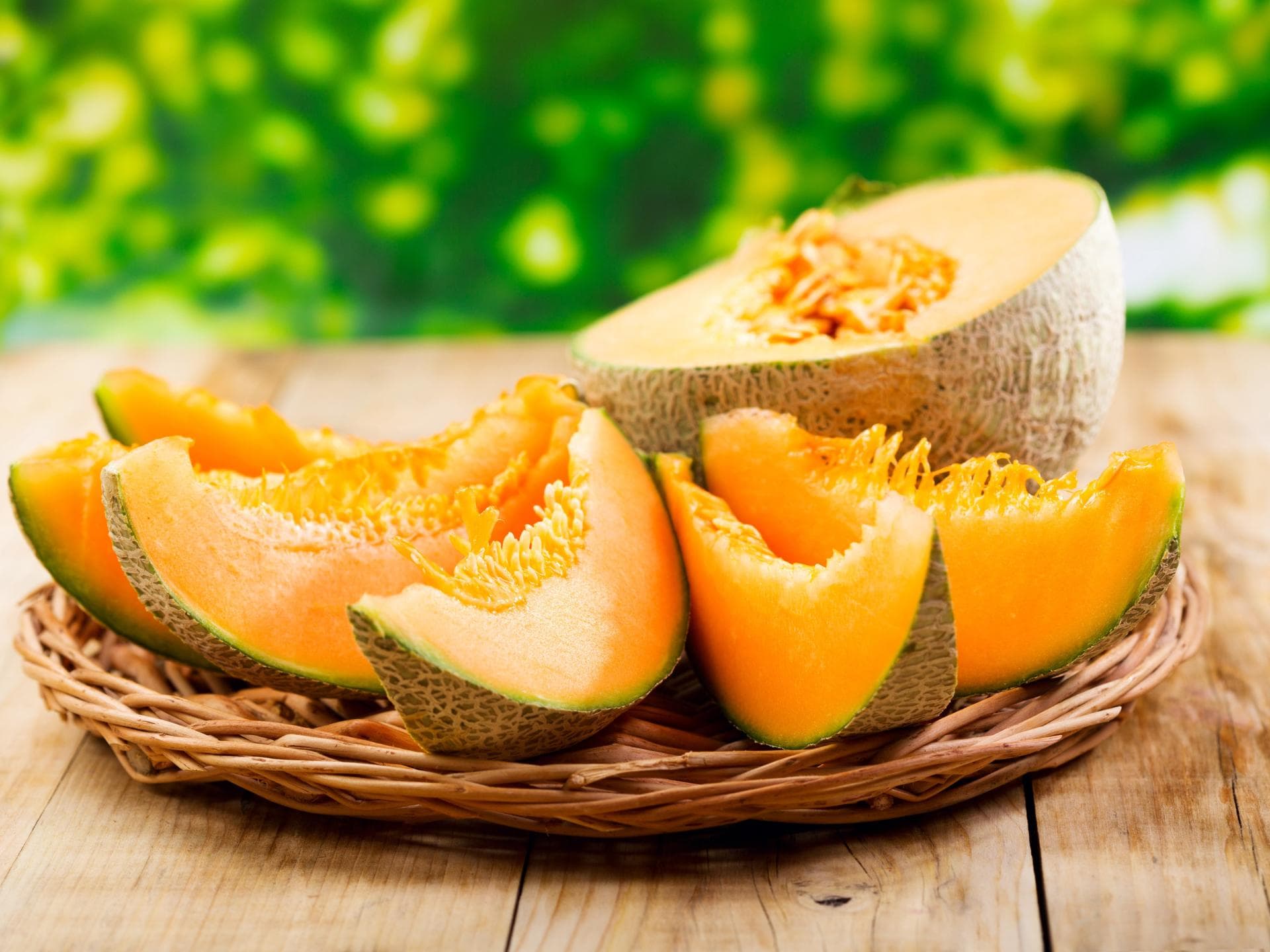 Aufgeschnittene Cantaloupe Melone Aufgeschnittene Cantaloupe Melone