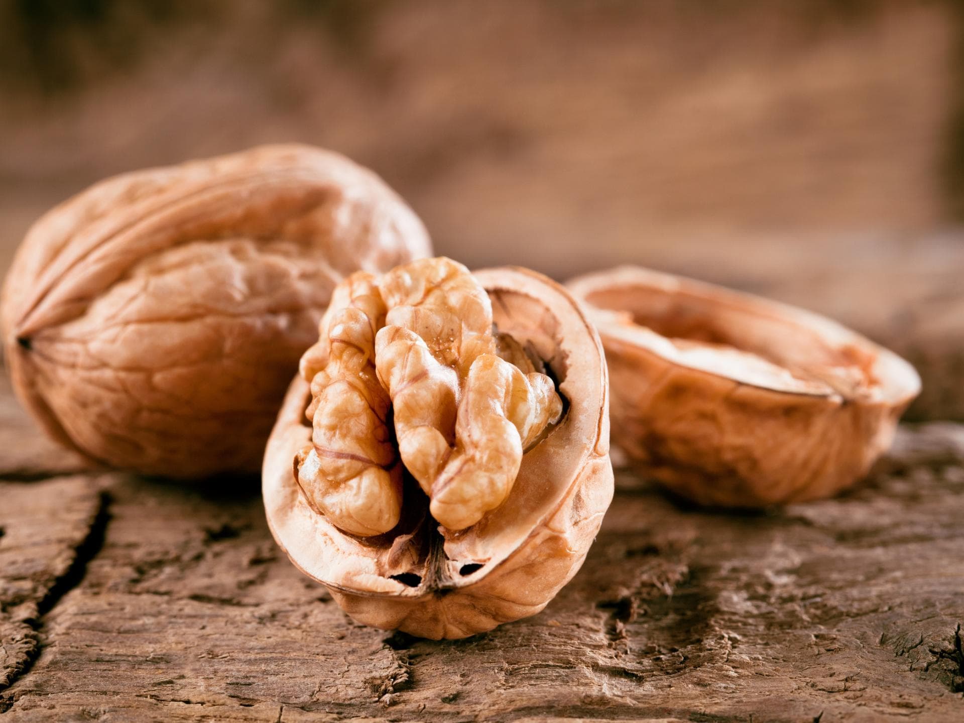 Walnüsse sind reich an gesunden Fetten, insbesondere an Omega-3-Fettsäuren.