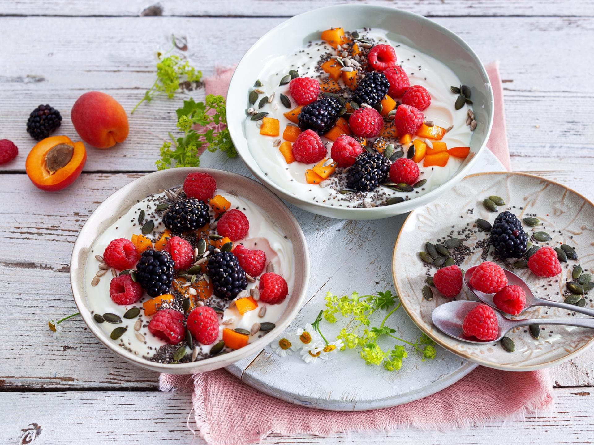 Frühstücksbowl mit Beeren