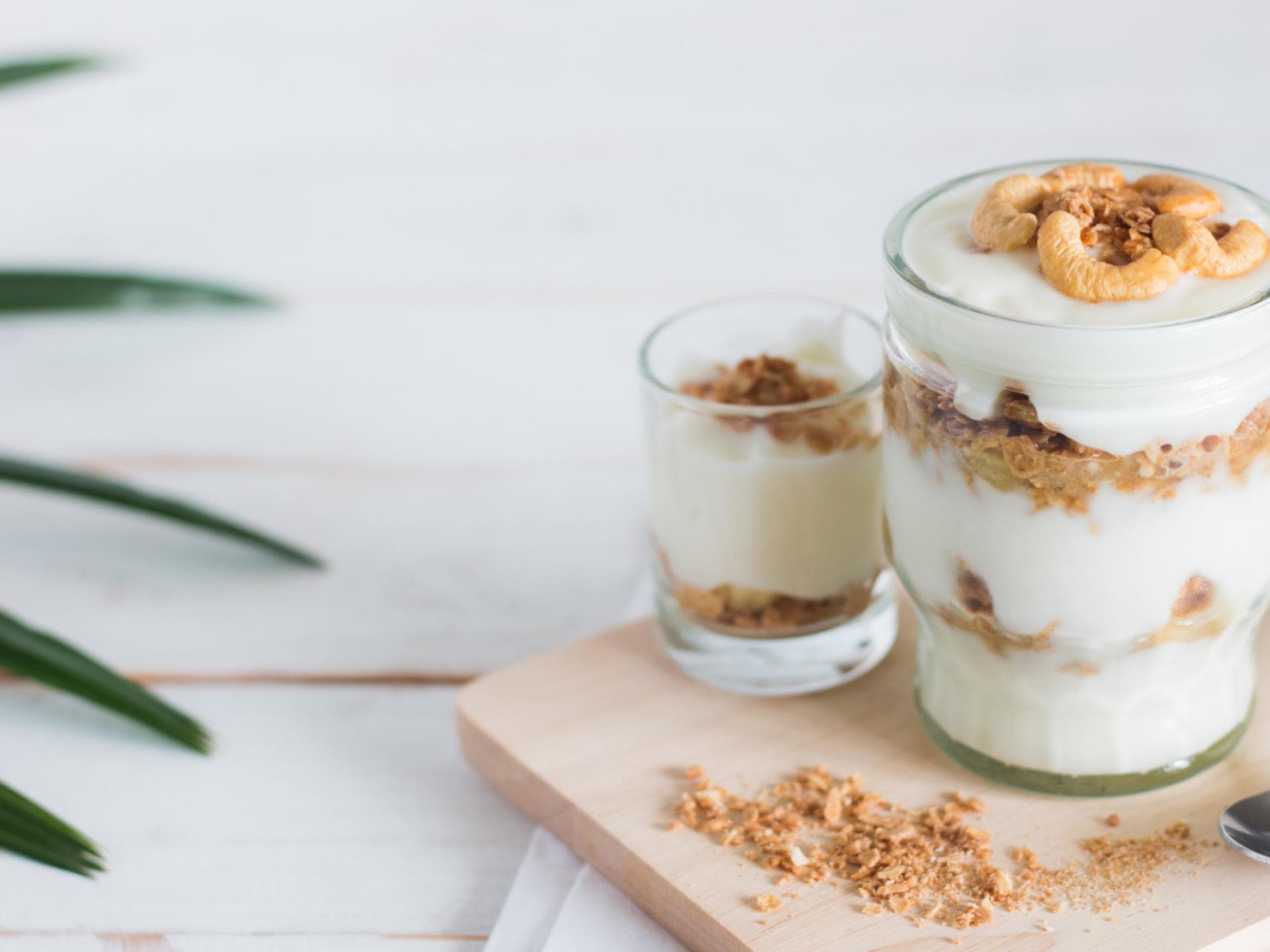 Top-Start in den Tag: Joghurt-Müsli mit Cashew-Topping 