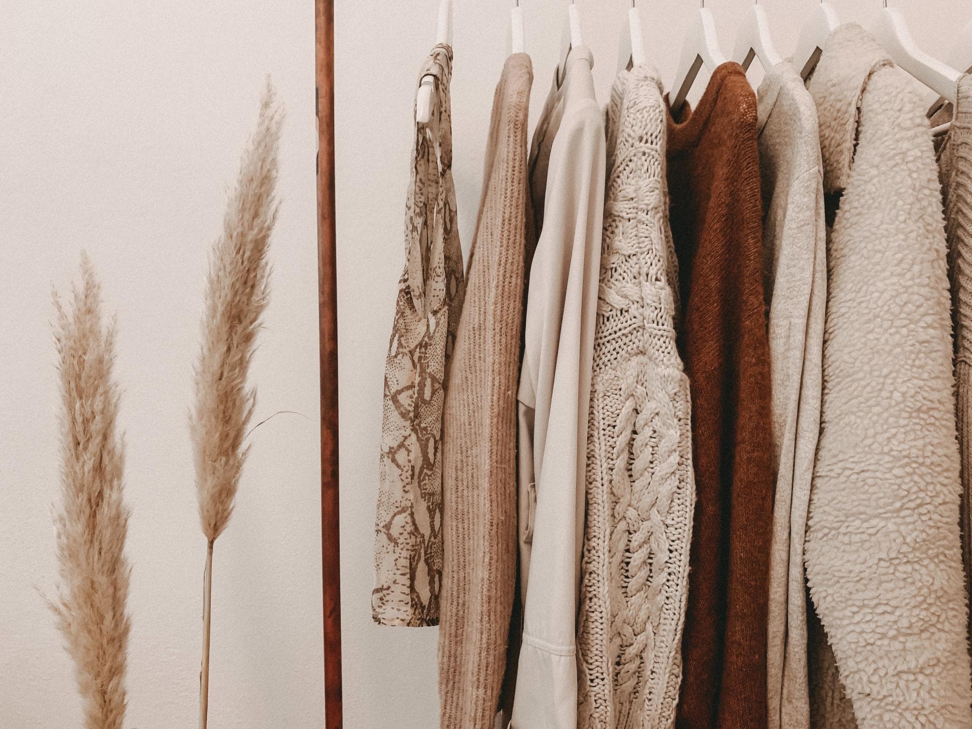Beige Kleidungsstücke Beige Kleidungsstücke