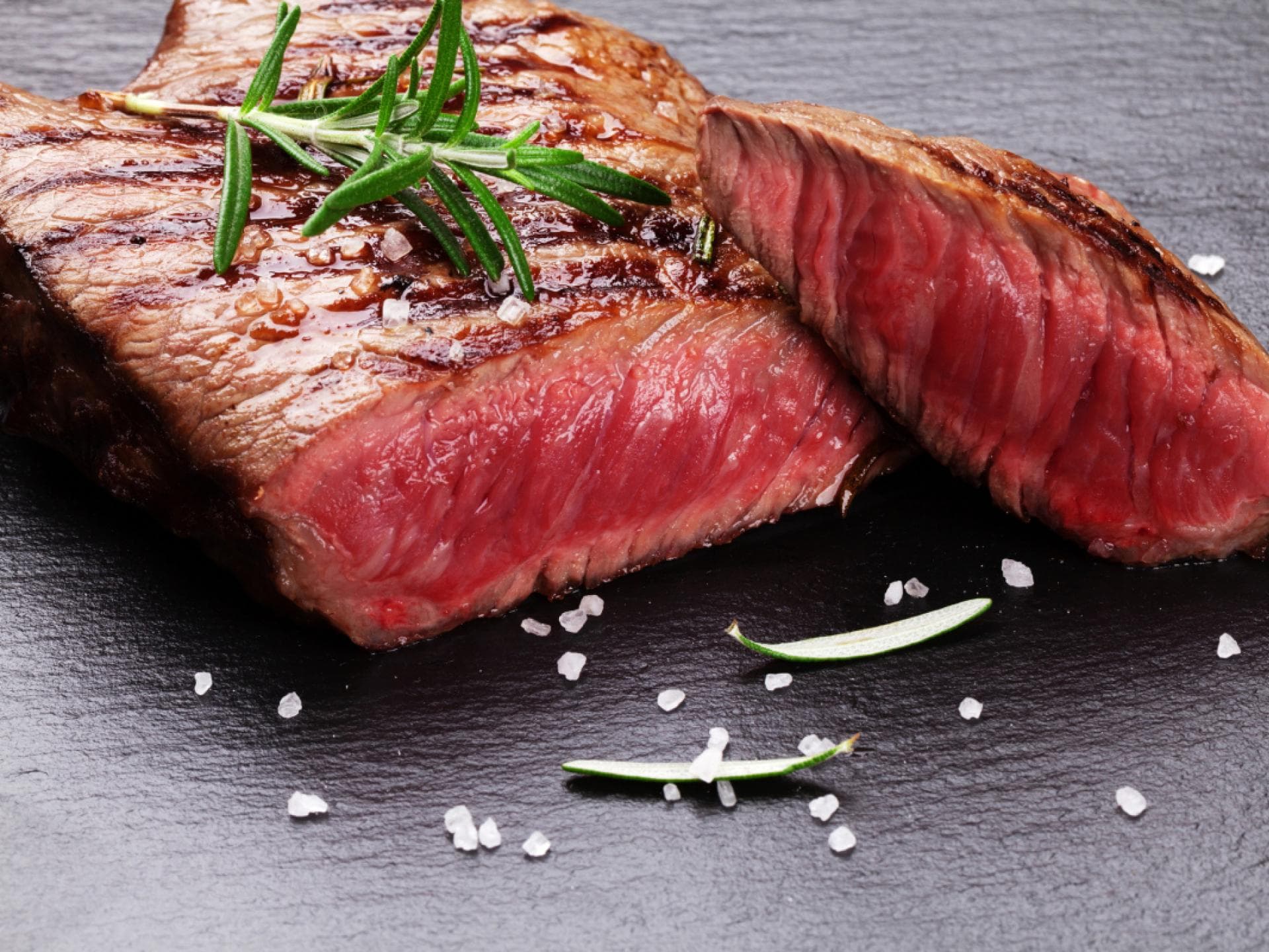 Rotes gebratenes Fleisch