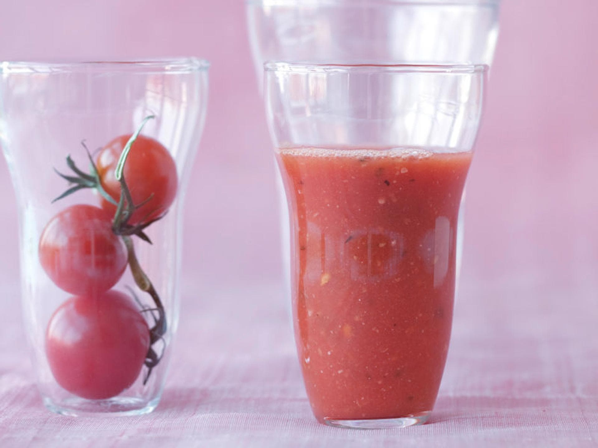 Tomaten-Basilikum-Shake