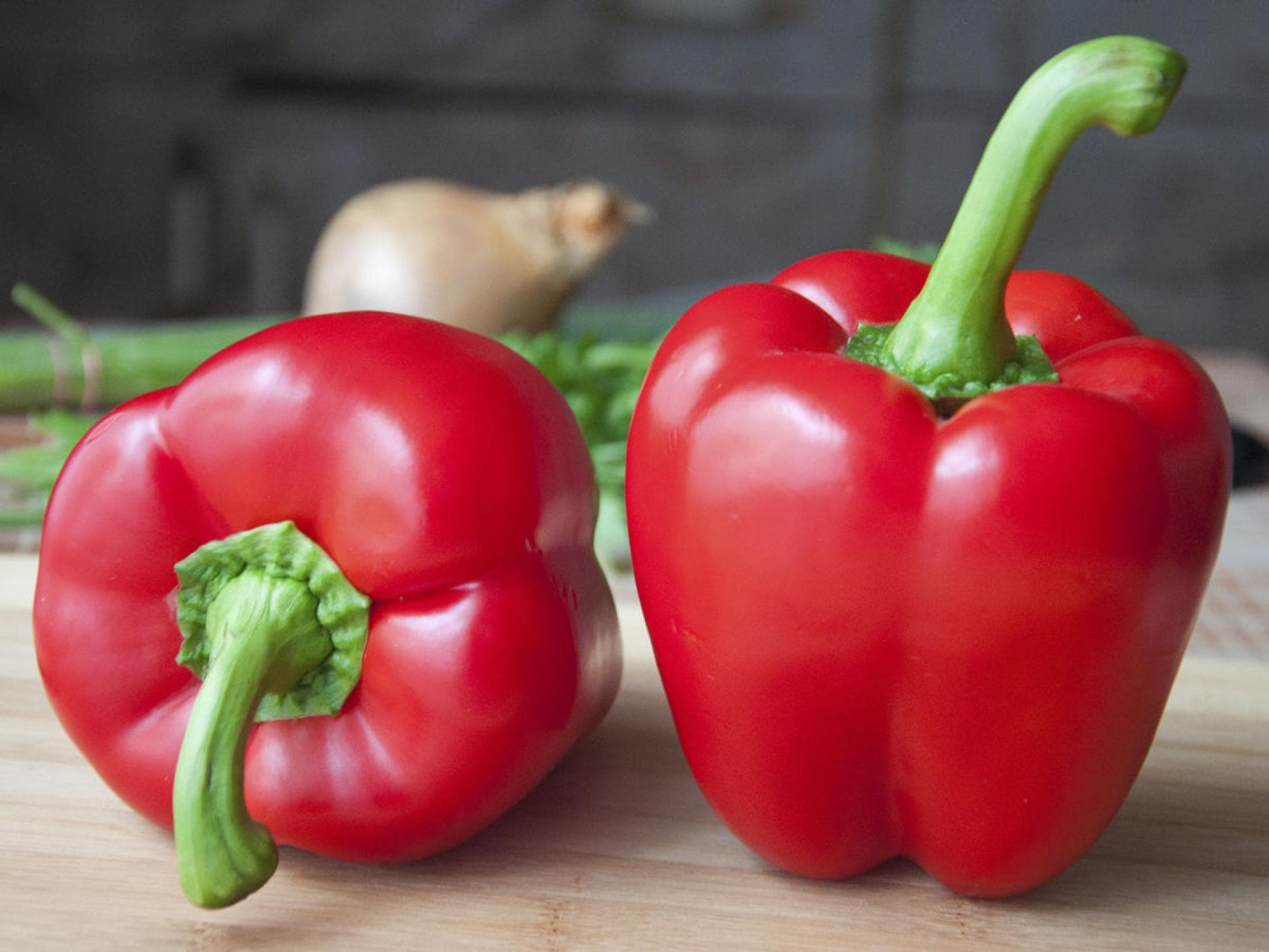 Eine gute Vitamin-C-Quelle ist Paprika. Paprika
