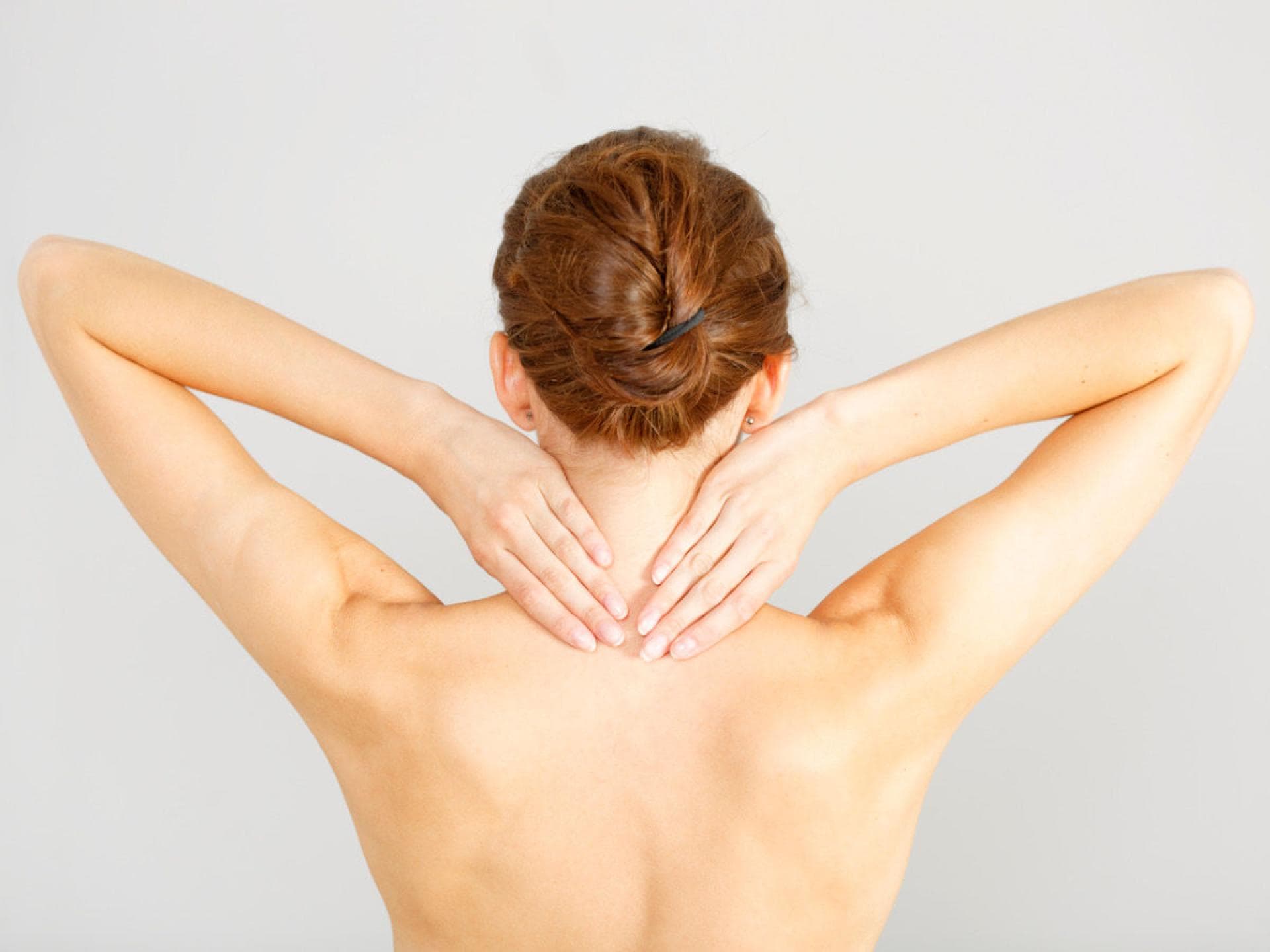 Massage für den Nacken und die Wirbelsäule Massage für den Nacken und die Wirbelsäule