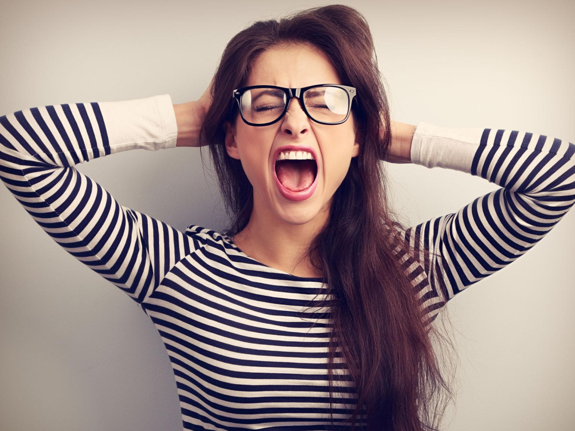 Stress kann sich negativ auf die körperliche und psychische Gesundheit auswirken. 