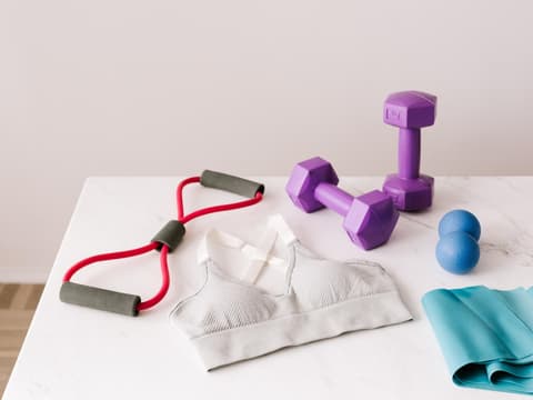 Fitness-Tools und Sport-BH