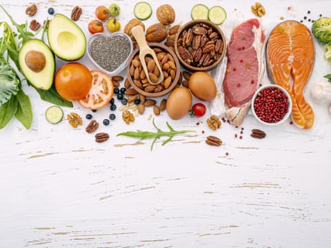 Fettreiche Lebensmittel der ketogenen Diät