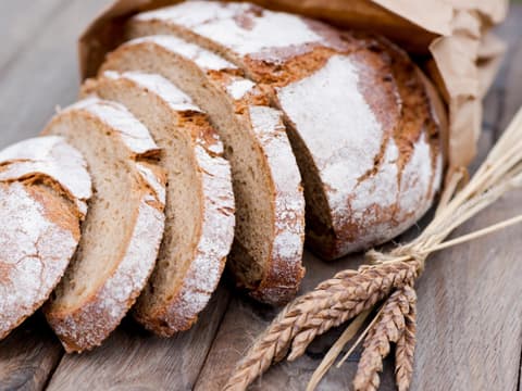 Aufgeschnittenes Brot