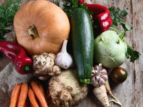 Kürbis, Paprika, Knoblauch, Sellerie, Möhren
