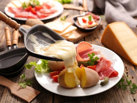 Raclettepfännchen mit Käse