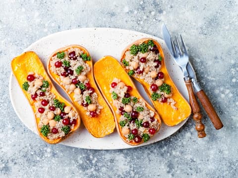 Gefüllter Kürbis mit Quinoa