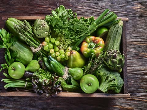 Grünes Obst und Gemüse