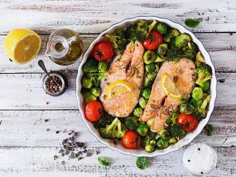 Lachs mit Gemüse