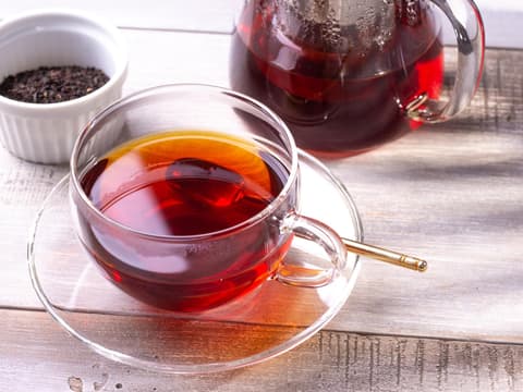 schwarzer Tee in Tasse