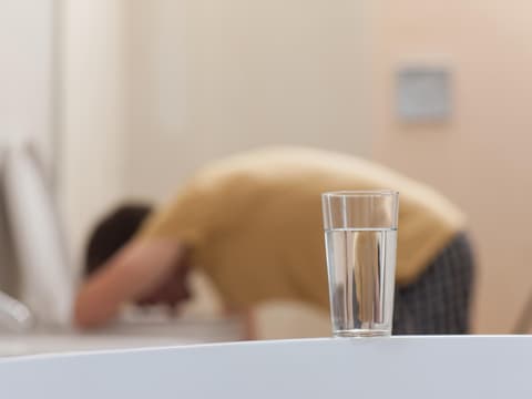 Zu viel Eisen im Blut kann zu Erbrechen führen