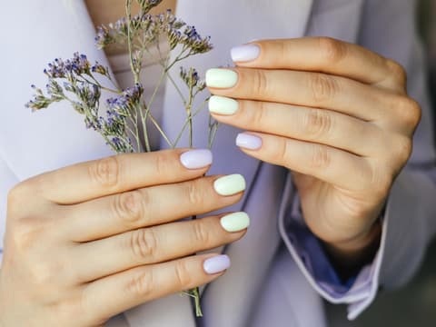 Maniküre mit Shellac