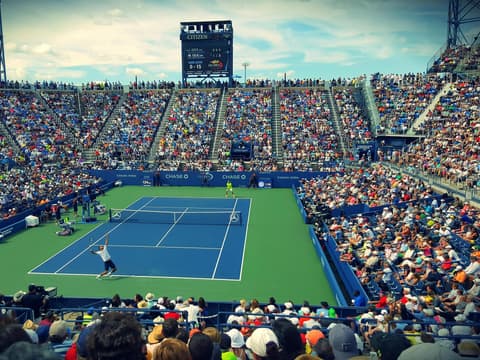 Voller Center-Court bei einem Tennisturnier